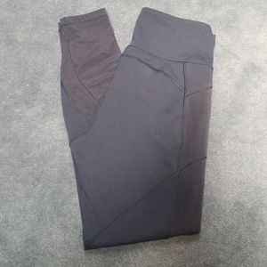 Lululemon yoga pants